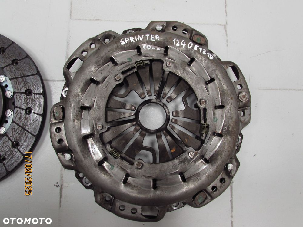 MB SPRINTER 906 2.2 651 SPRZEGLO KOLO DWUMASOWE TARCZA 10 mm DOCISK 124051810 - 9