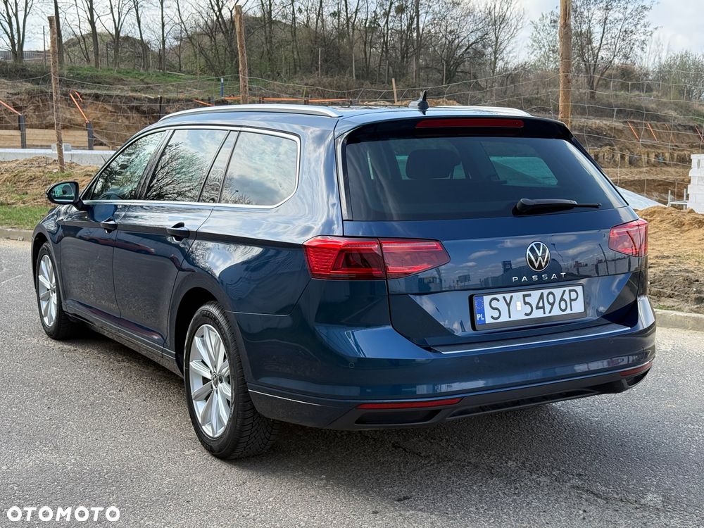 Volkswagen Passat - 8