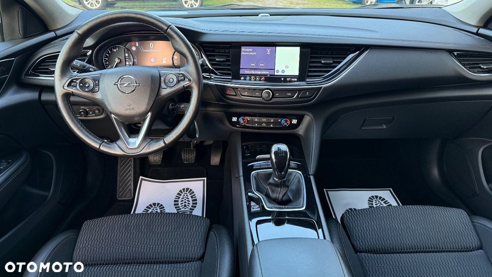 Opel Insignia - 19