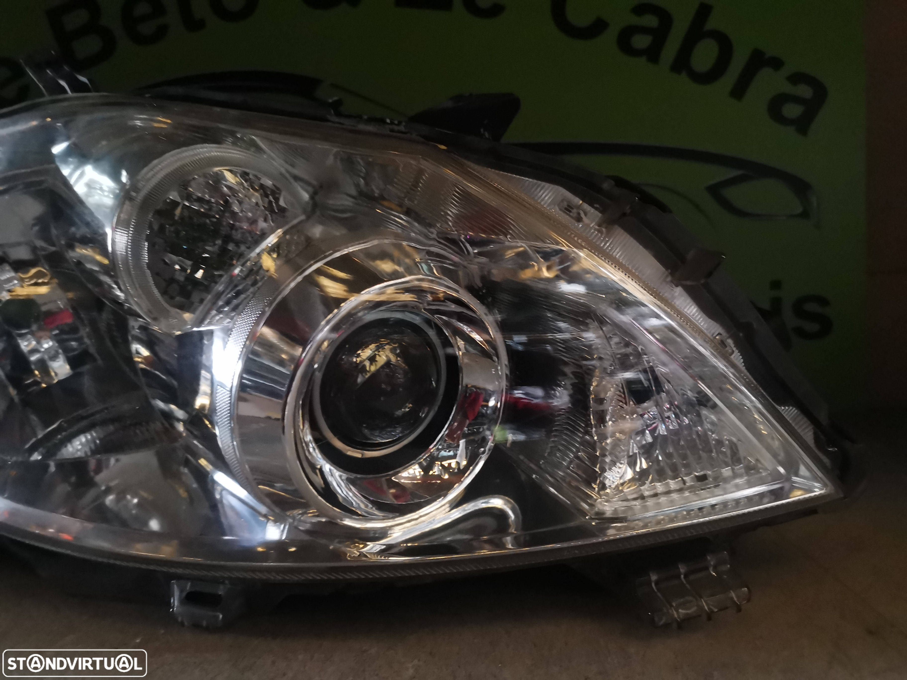 TOYOTA AURIS E15 FAROL DIREITO - FF462 - 2