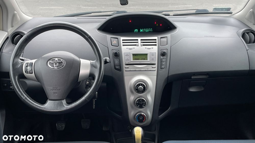 Toyota Yaris - 19