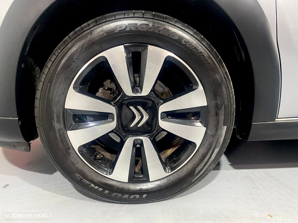 Citroën C3 1.2 PureTech Shine - 49