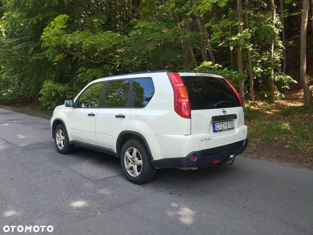 Nissan X-Trail 2.0 dCi SE - 4