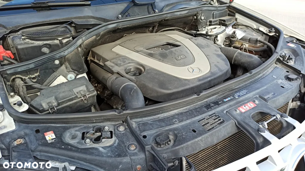 Mercedes-Benz ML 350 4-Matic - 11