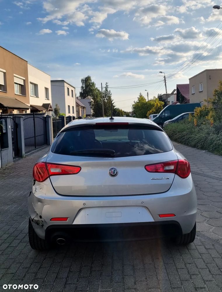 Alfa Romeo Giulietta 1.6 JTDM 16V Impression - 10