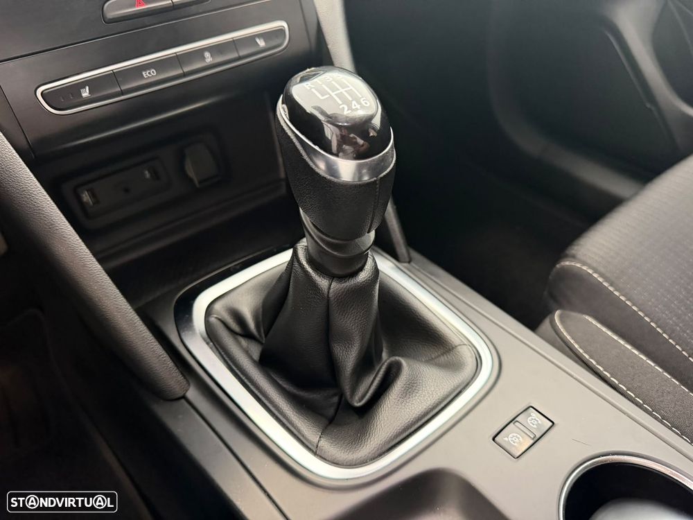 Renault Mégane Sport Tourer 1.5 dCi Limited - 12