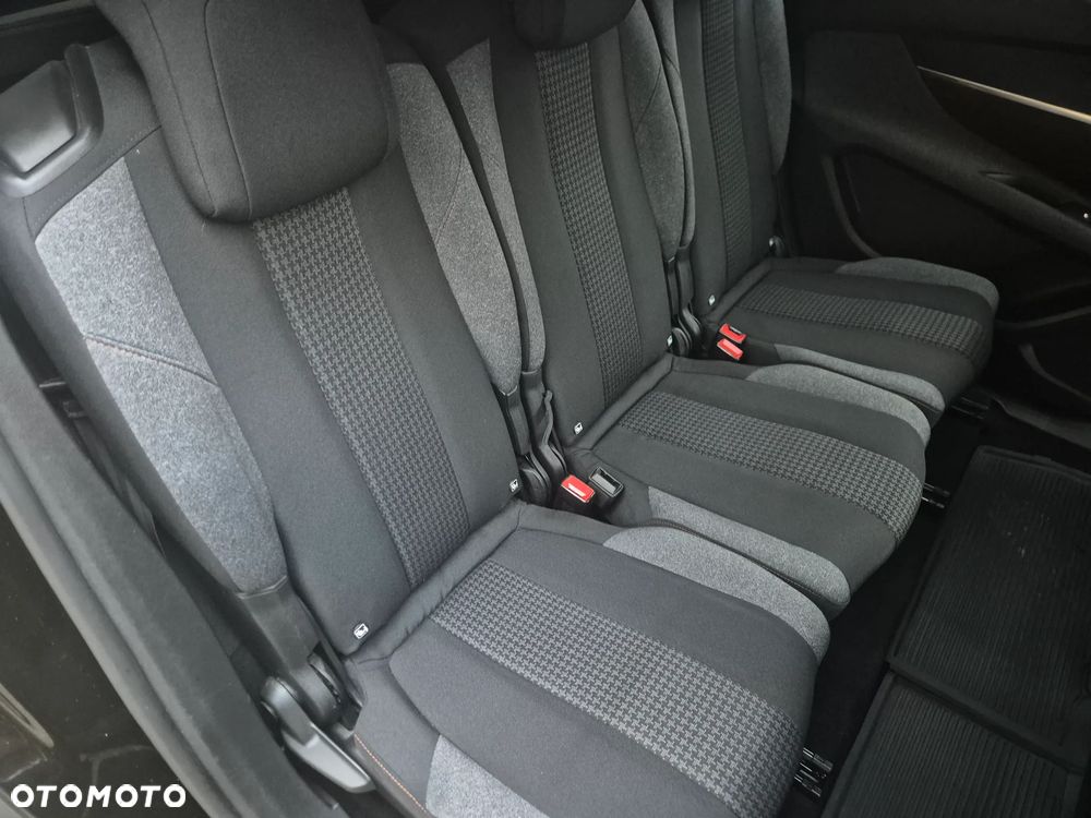 Peugeot 5008 BlueHDi 130 EAT8 Active Pack - 23