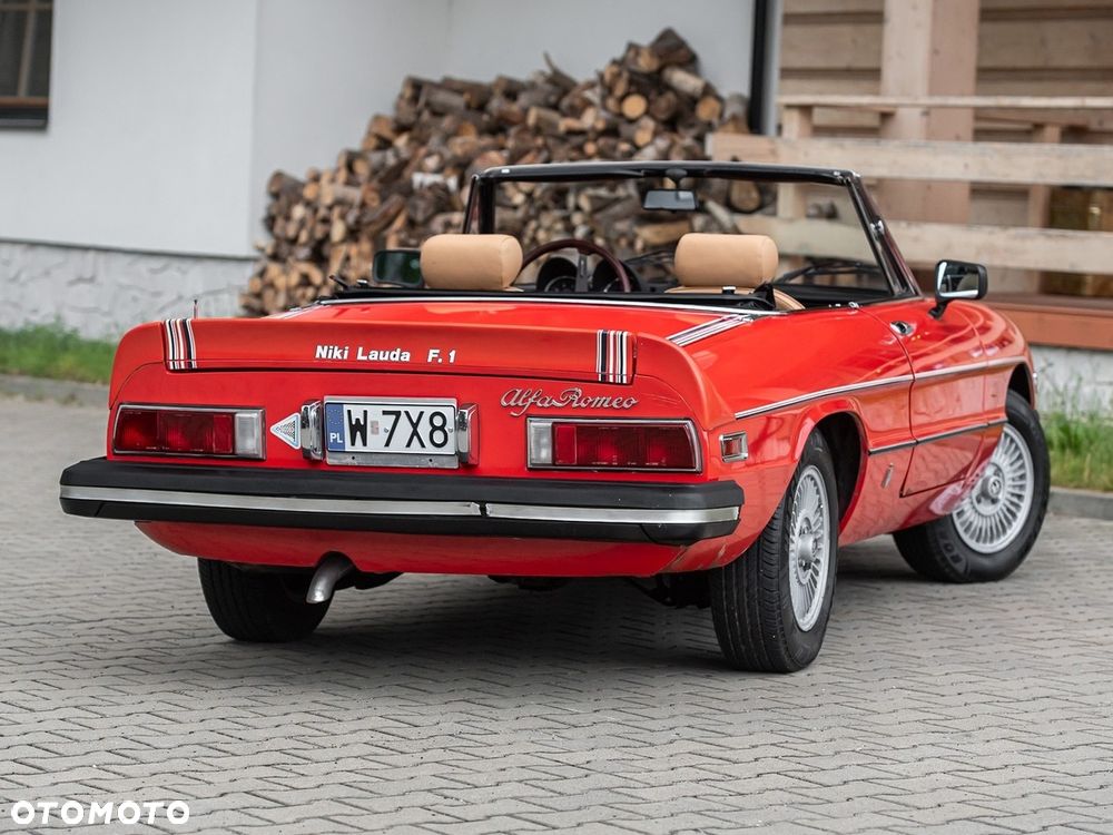 Alfa Romeo Spider - 6
