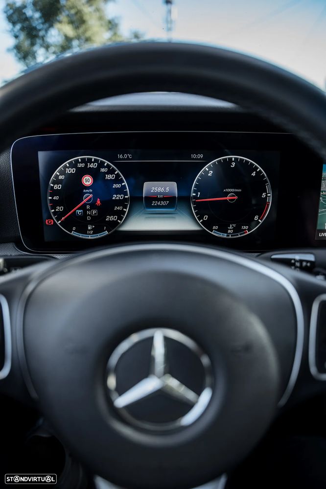 Mercedes-Benz E 220 d 9G-TRONIC Exclusive - 31
