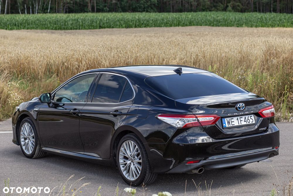 Toyota Camry 2.5 Hybrid Executive CVT - 9