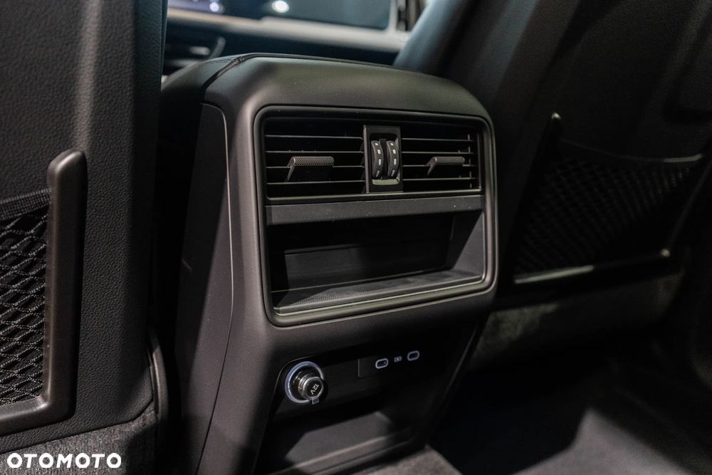 Porsche Cayenne Black Edition - 33