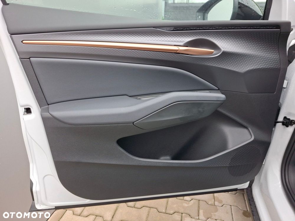 Cupra Raval - 12