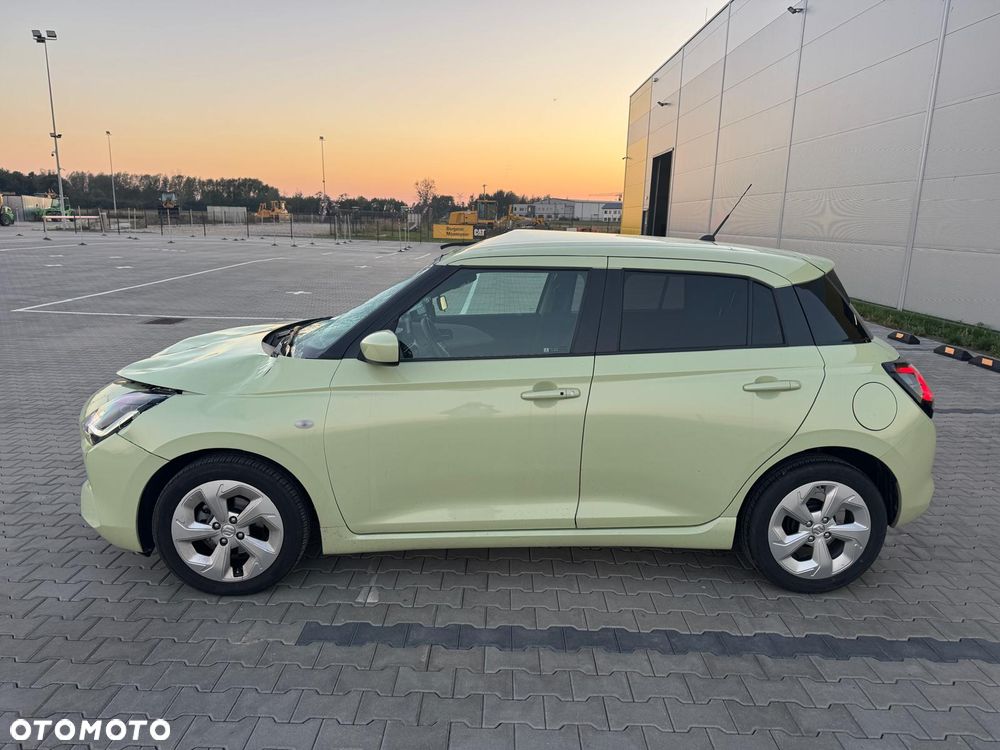 Suzuki Swift 1.2 Dualjet SHVS Premium Plus CVT - 1