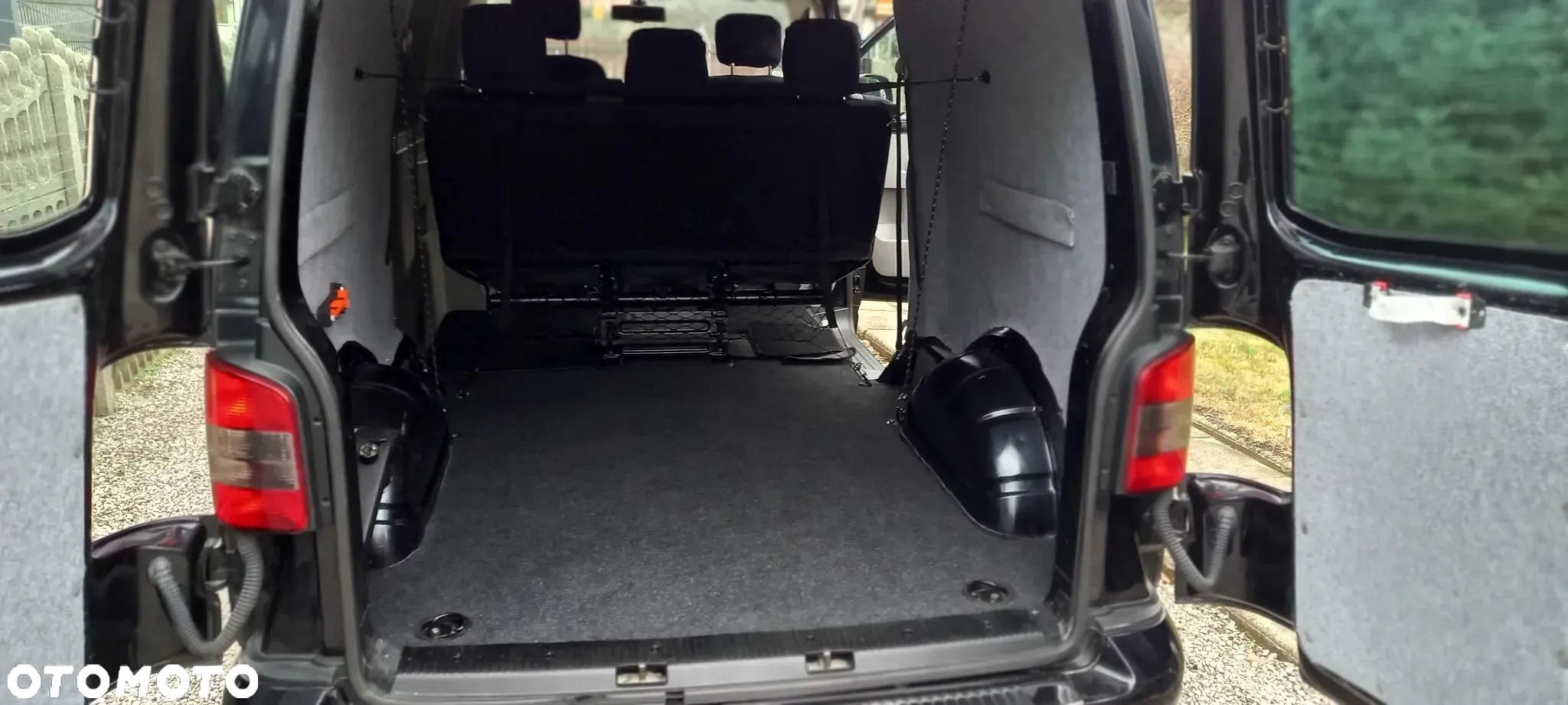 Volkswagen Transporter - 17