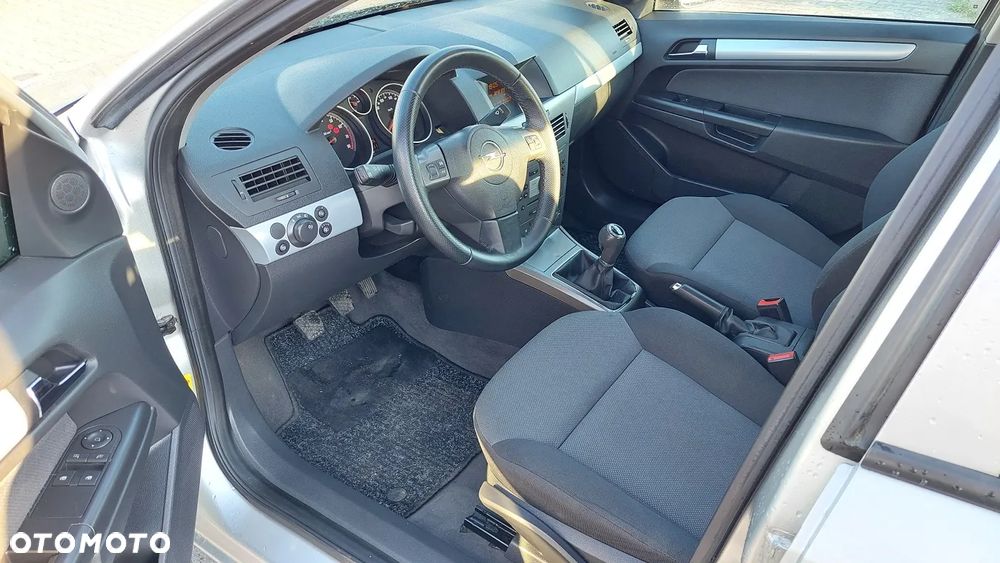 Opel Astra - 8