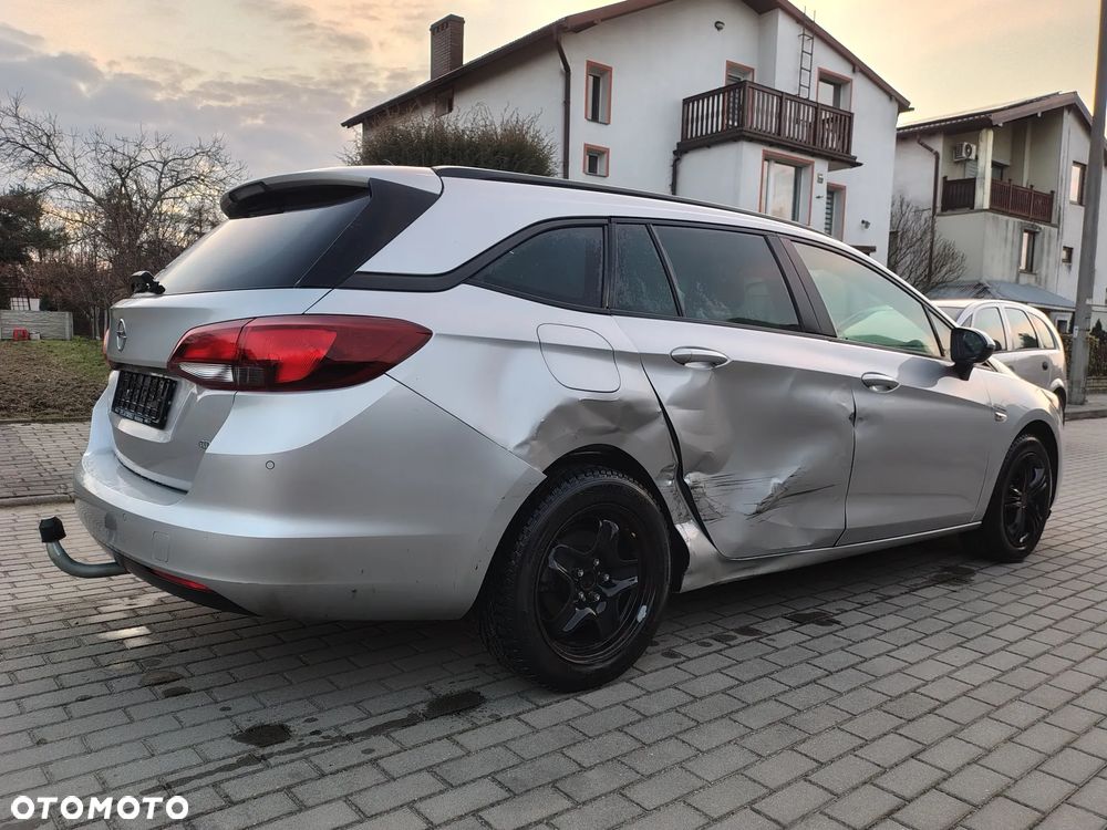 Opel Astra - 12