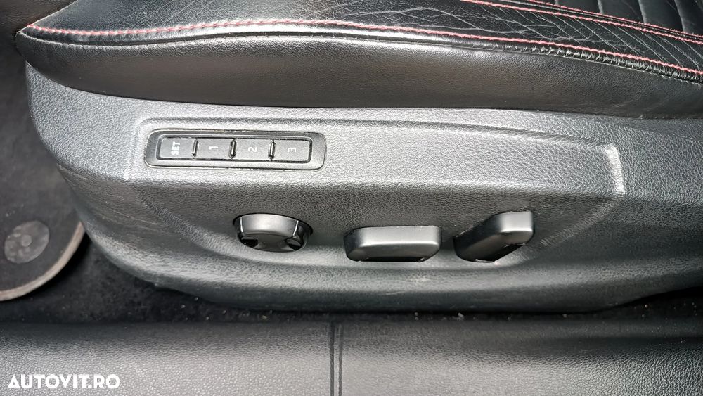 Skoda Octavia 2.0 TDI DSG 4X4 RS - 12