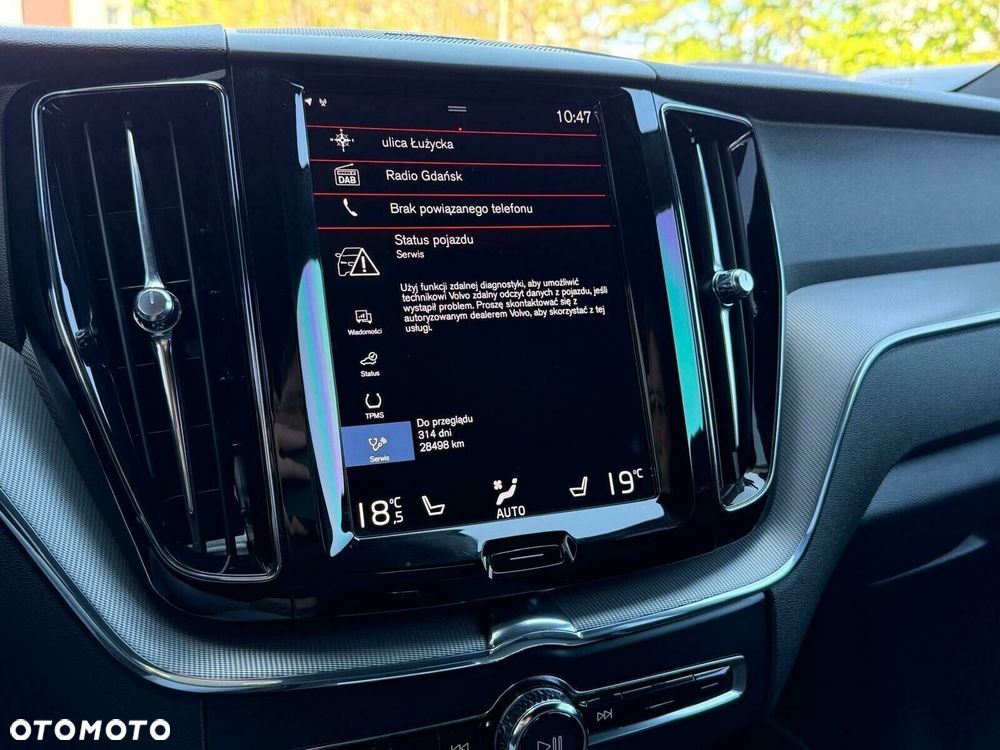 Volvo XC 60 B4 B R-Design - 32