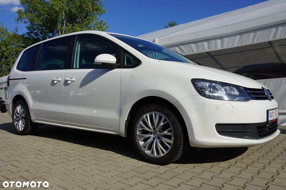 Volkswagen Sharan 2.0 TDI 4MOTION Blue Motion Life - 10