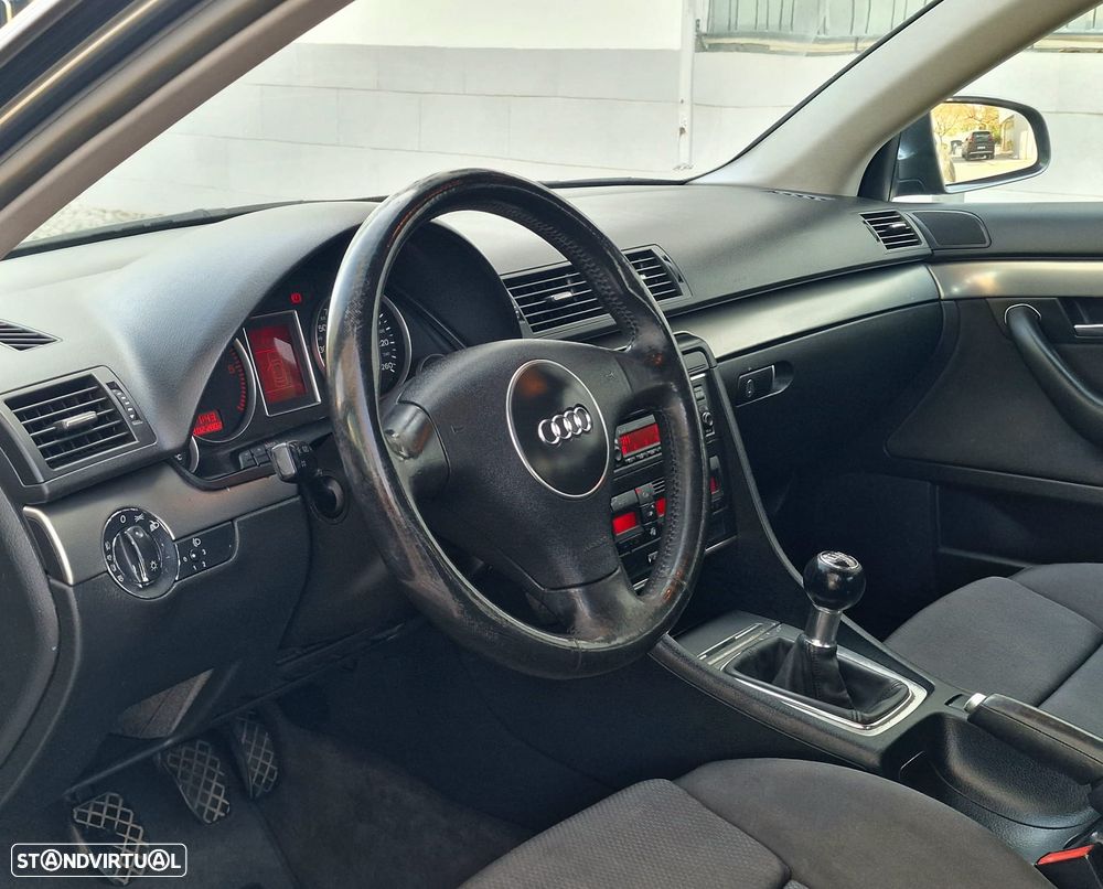 Audi A4 1.9 TDI m6 Sport - 7