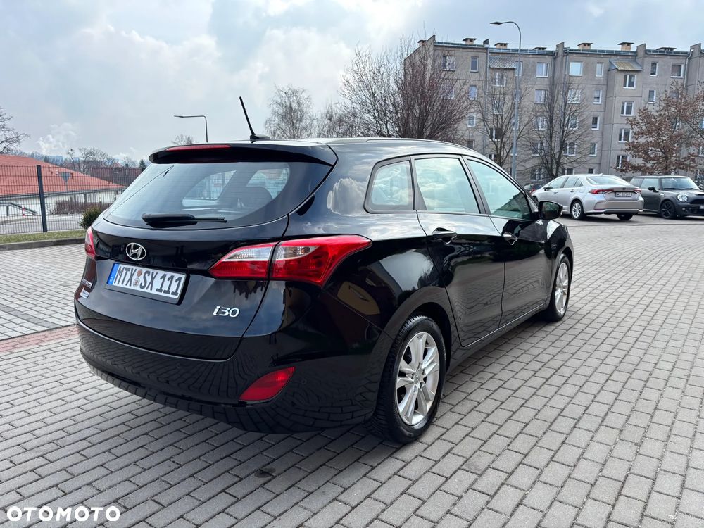 Hyundai i30 1.4 Premium - 16