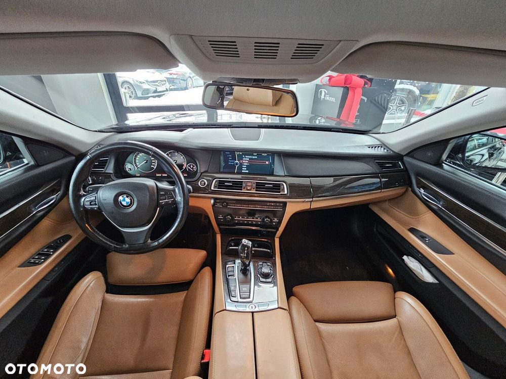 BMW Seria 7 - 15