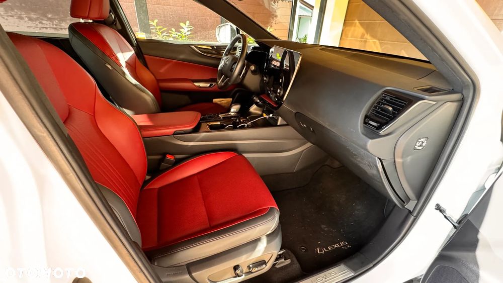 Lexus NX 350h Prestige AWD - 2