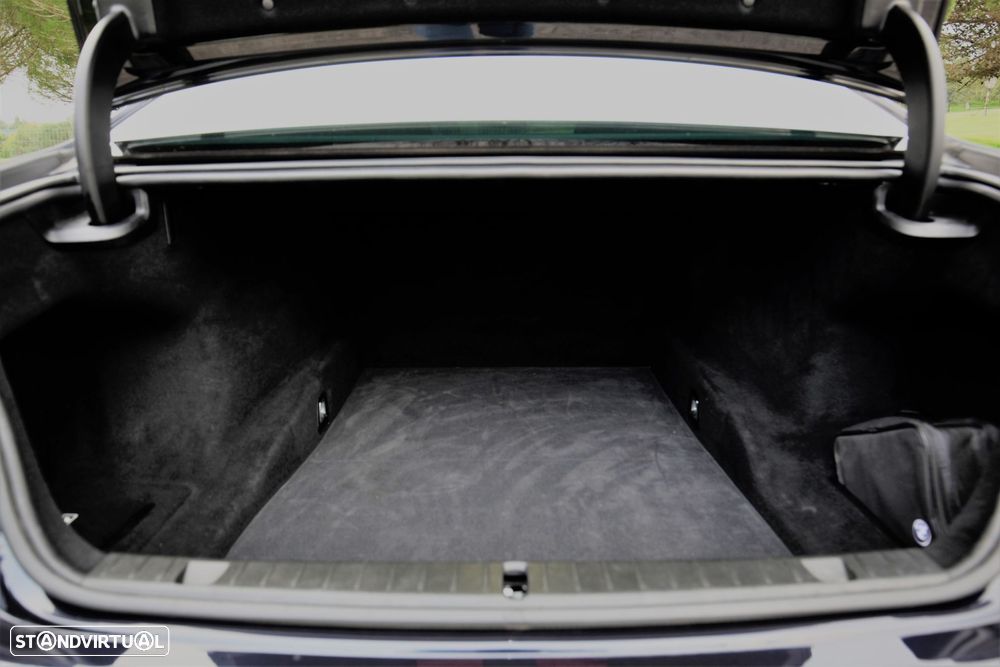 BMW 740 d xDrive Pack M Auto - 16