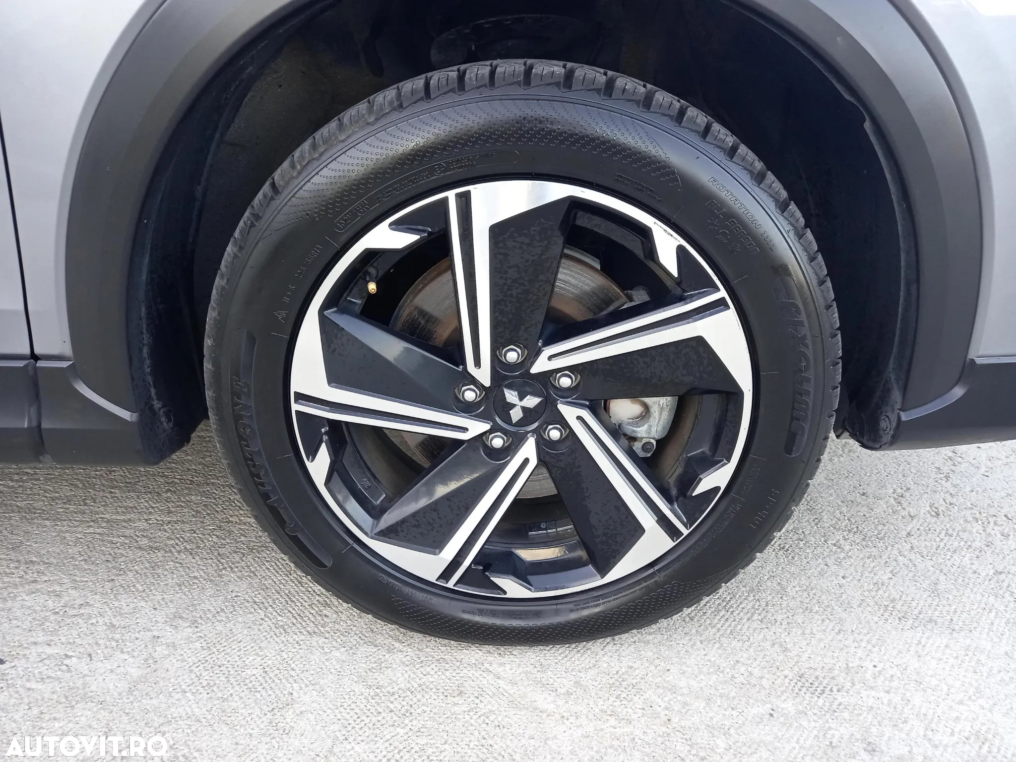 Mitsubishi Eclipse-Cross Plug-In Hybrid 4WD Plus - 18