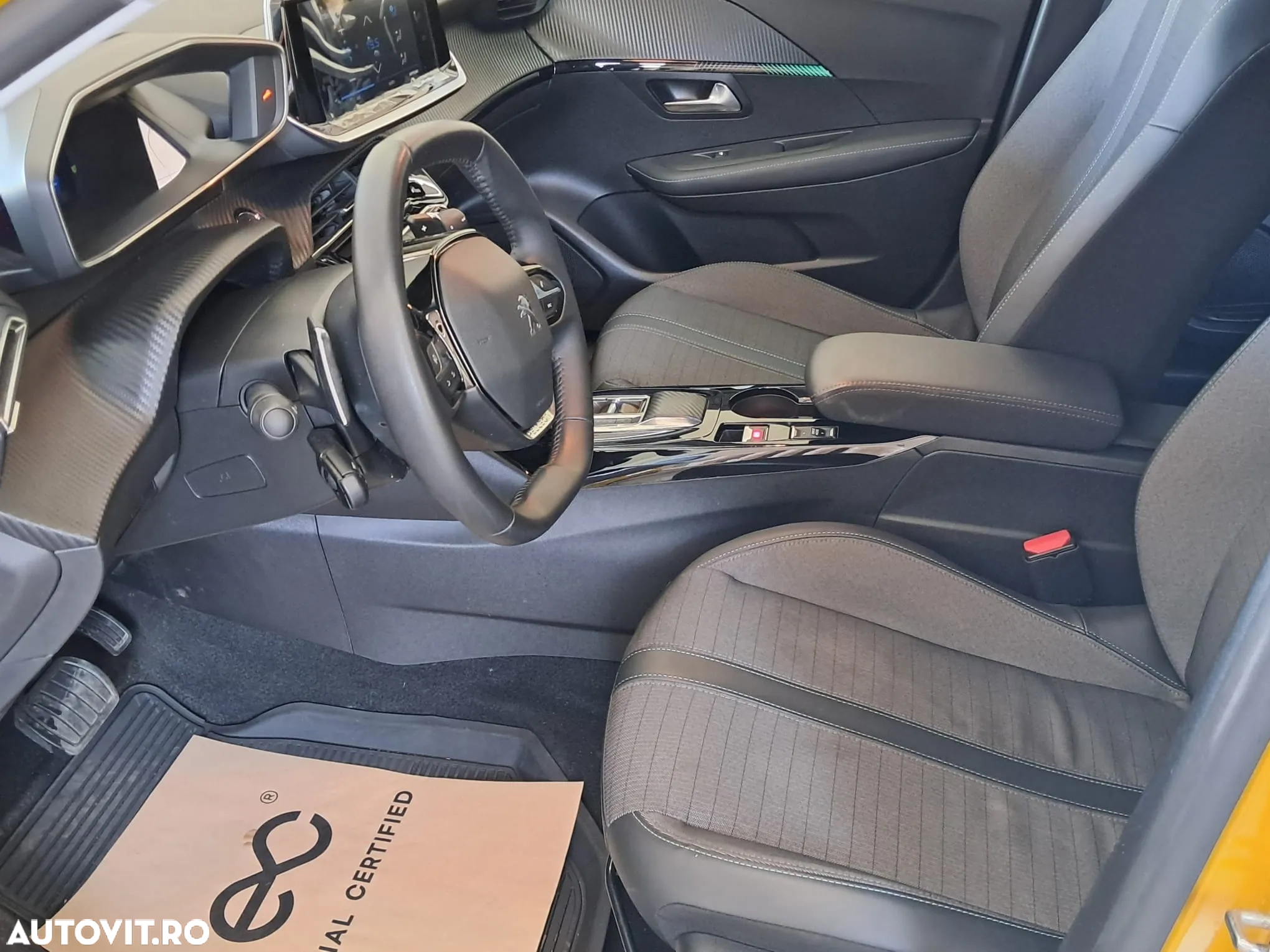 Peugeot 208 1.2 L PureTech STT EAT8 Allure Pack - 5