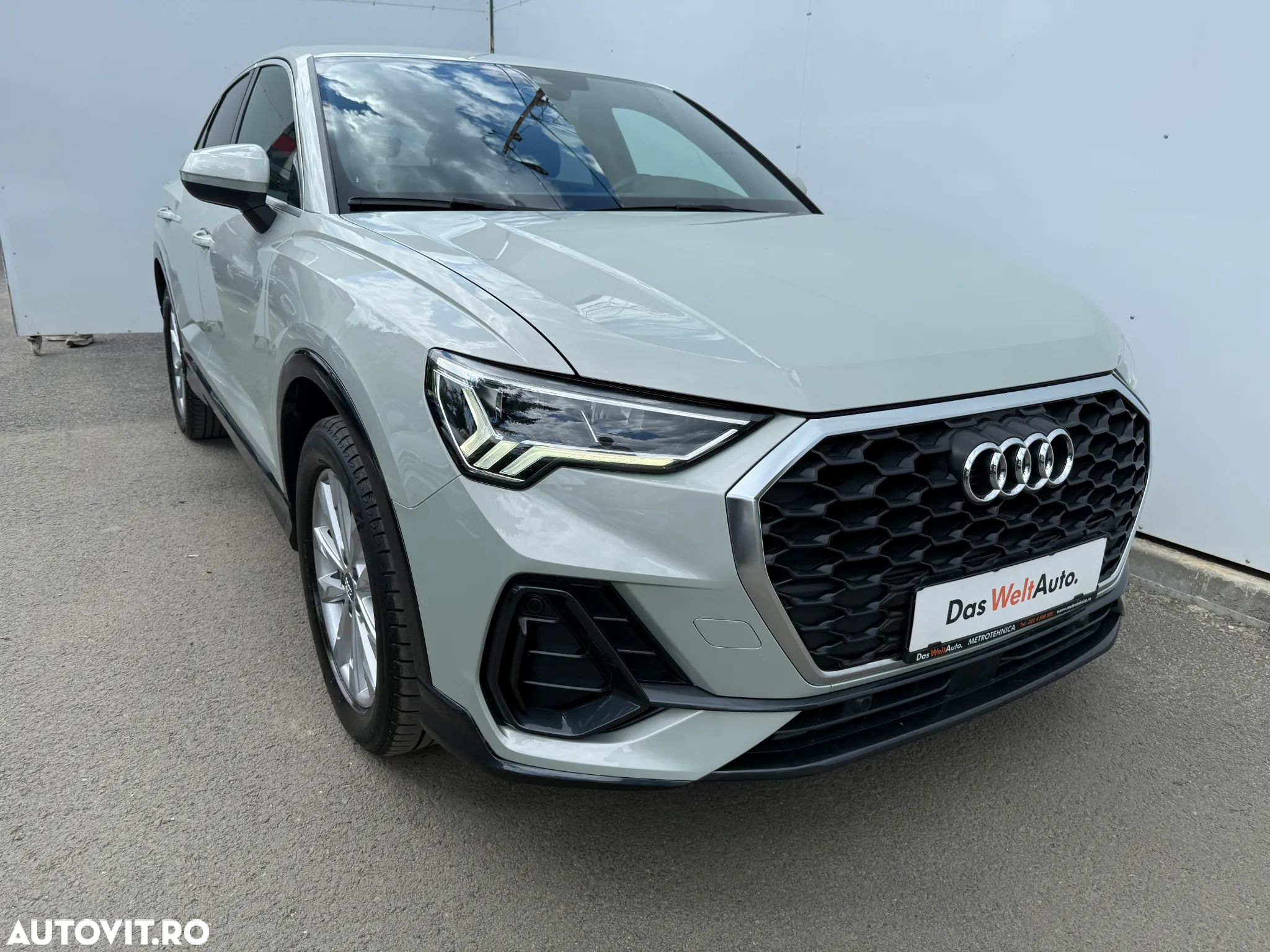 Audi Q3 Sportback 2.0 40 TDI quattro S tronic S Line - 4