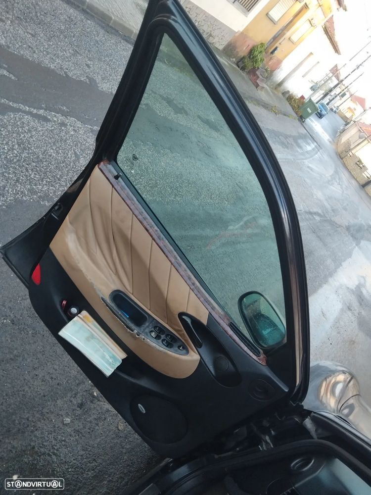 Lancia Lybra SW 1.9 JTD Intensa - 4