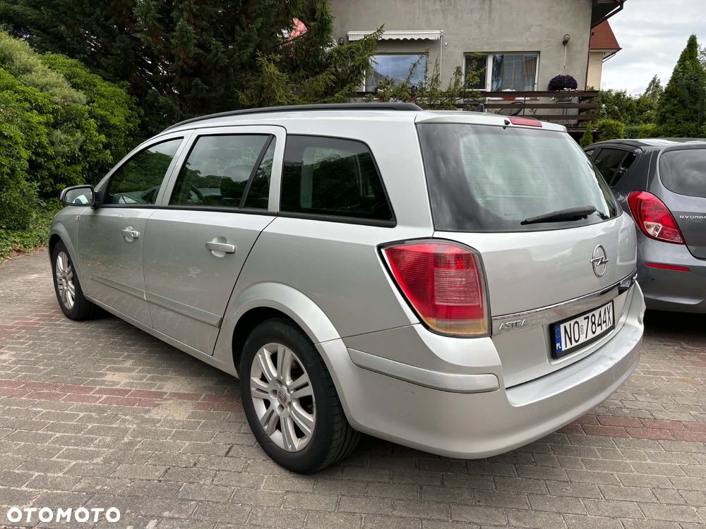 Opel Astra 1.6 Start - 4