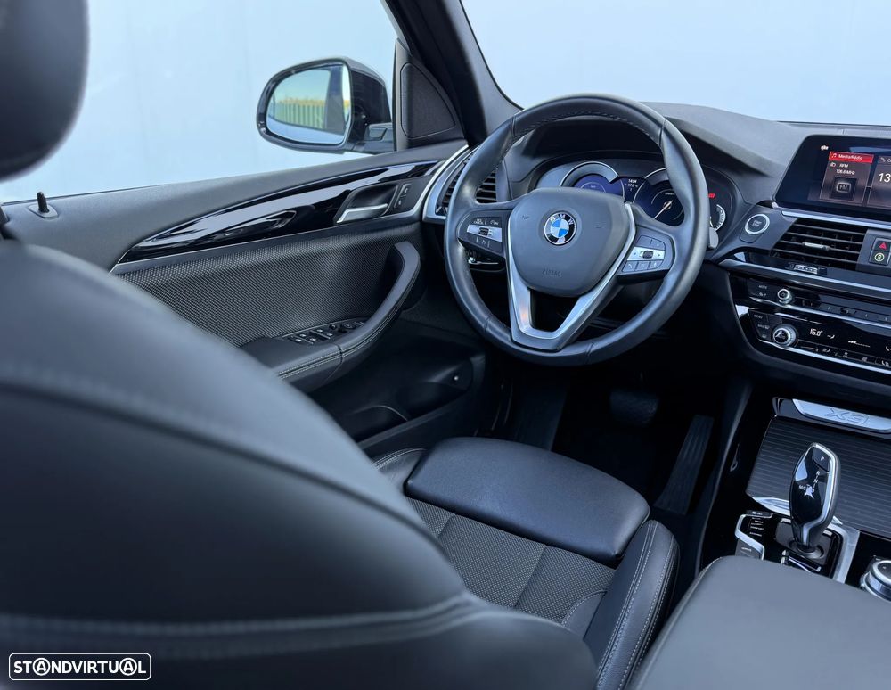 BMW X3 30 e xDrive xLine - 29