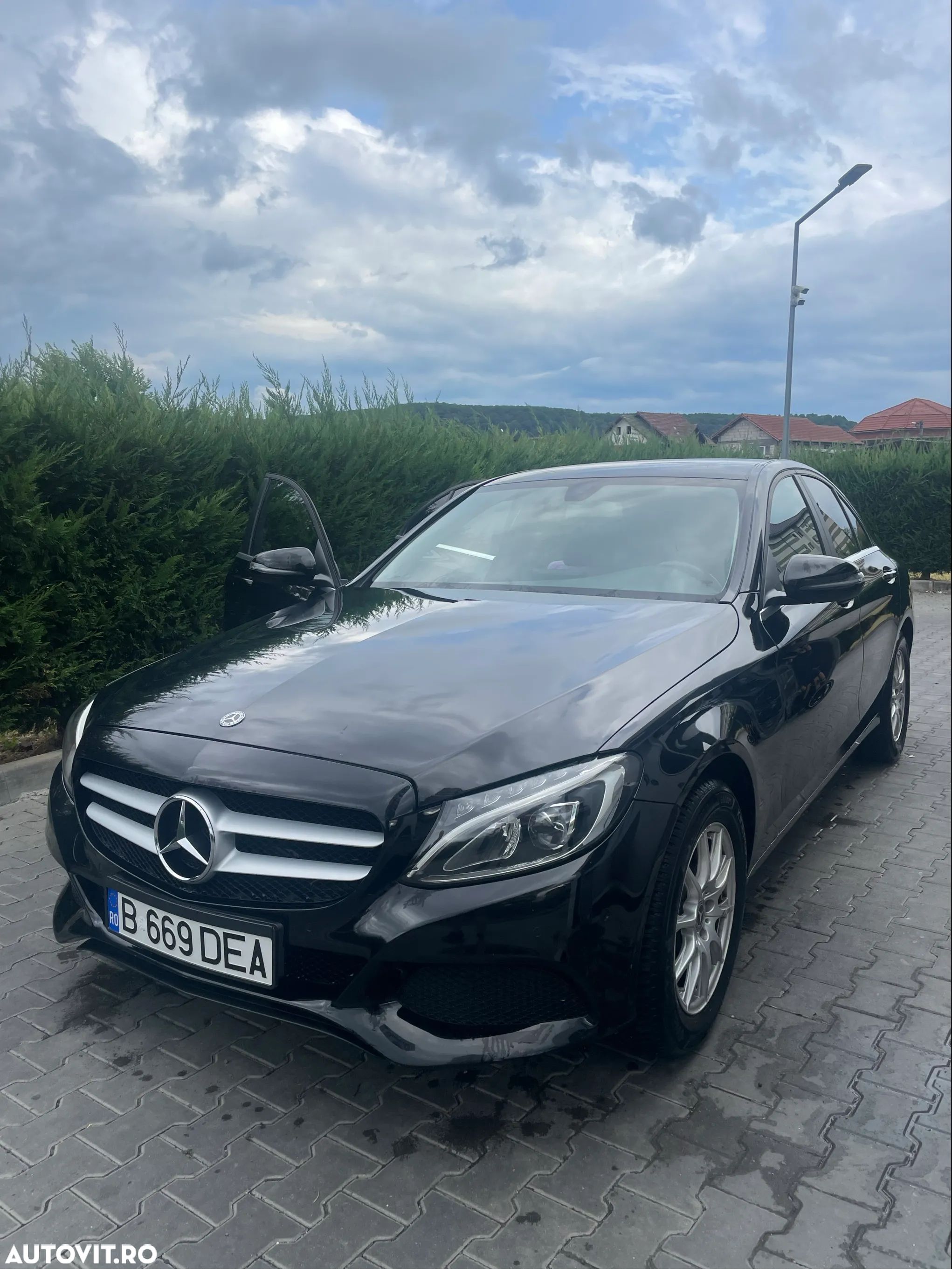Mercedes-Benz C - 1
