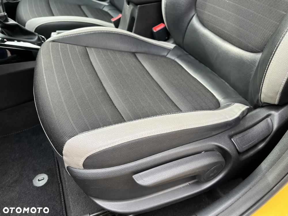Kia Stonic 1.0 T-GDI L - 12