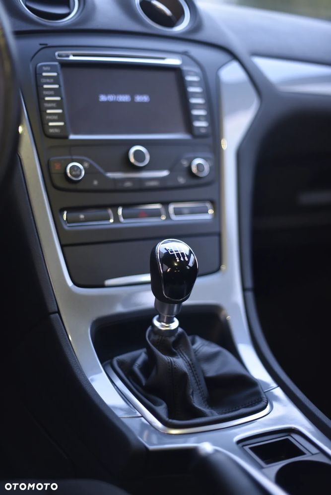 Ford Mondeo 2.0 TDCi Ambiente - 13