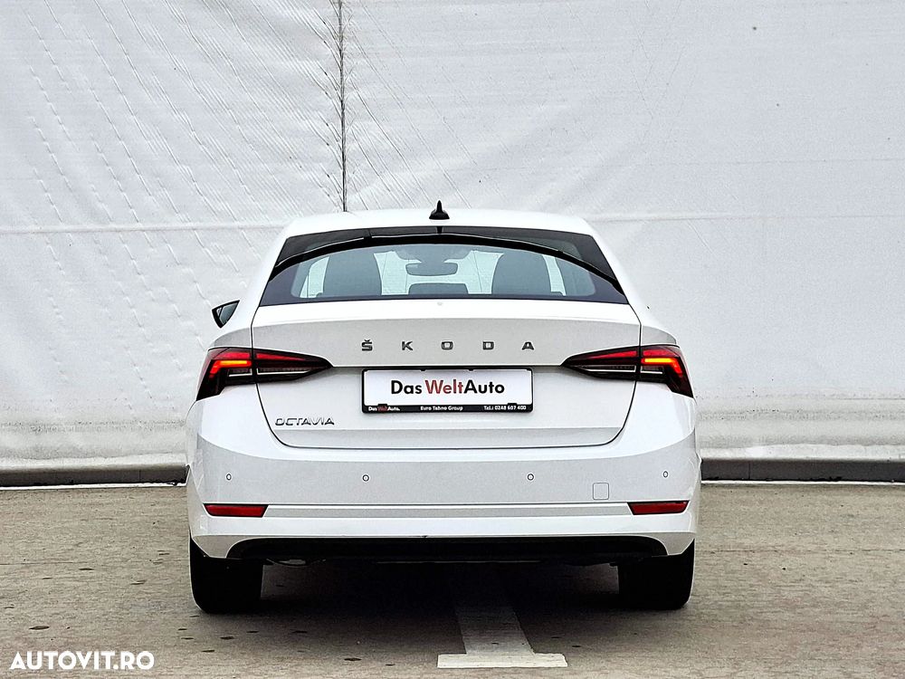 Skoda Octavia 2.0 TDI DSG Ambition - 6