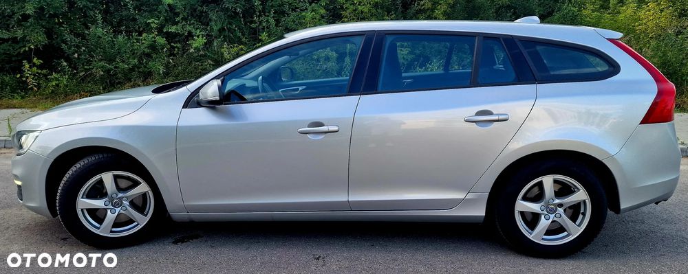 Volvo V60 D2 Drive-E Dynamic Edition (Kinetic) - 8