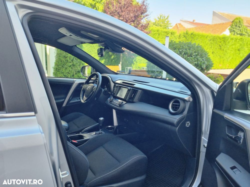 Toyota RAV4 2.5 4x4 Executive - 13