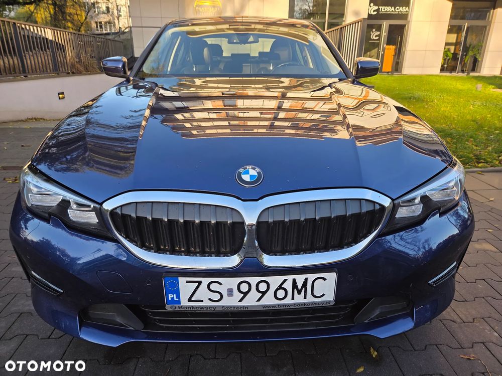 BMW Seria 3 320i xDrive - 12