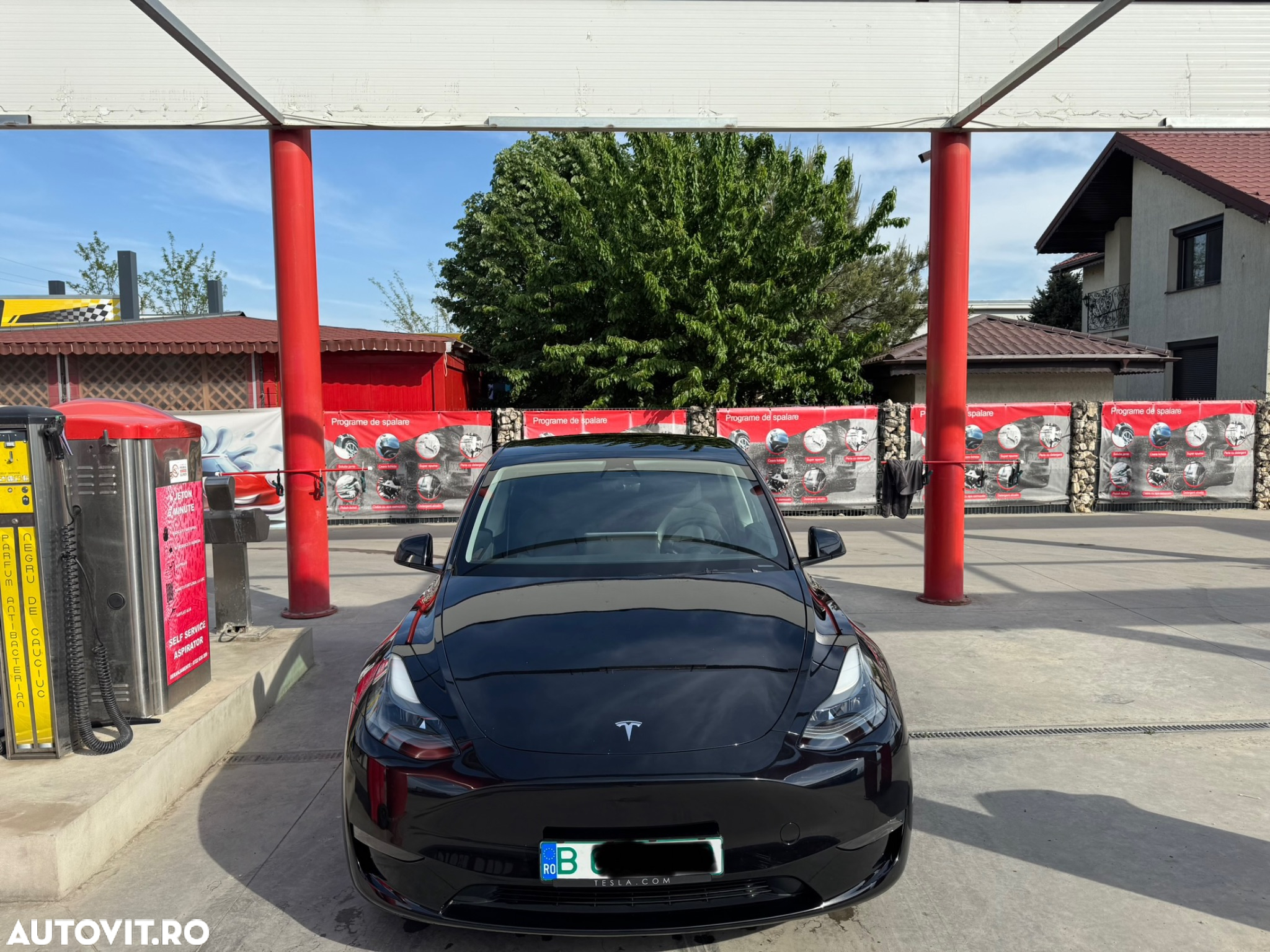 Tesla Model Y Performance - 3
