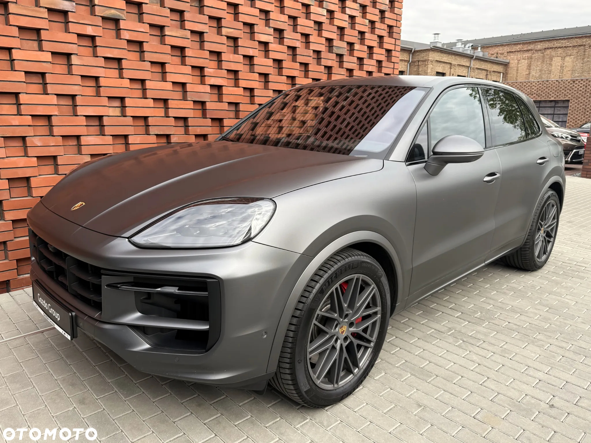 Porsche Cayenne S E-Hybrid PHEV - 3