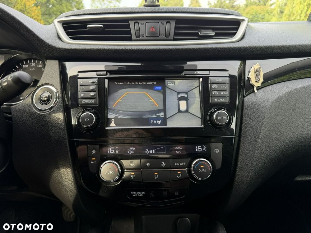 Nissan Qashqai 1.6 DIG-T Tekna - 18