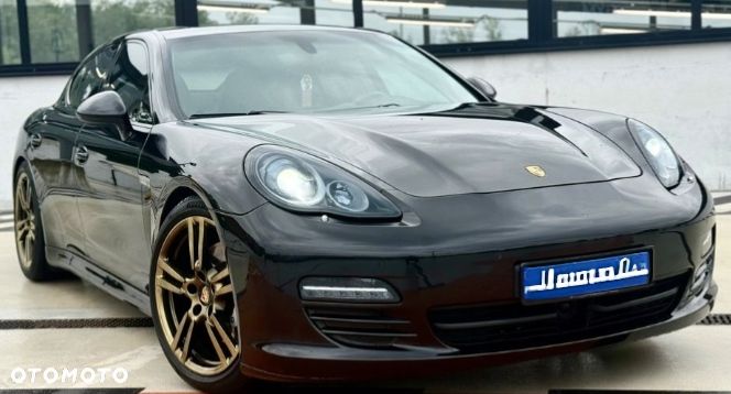 Porsche Panamera 4S - 1