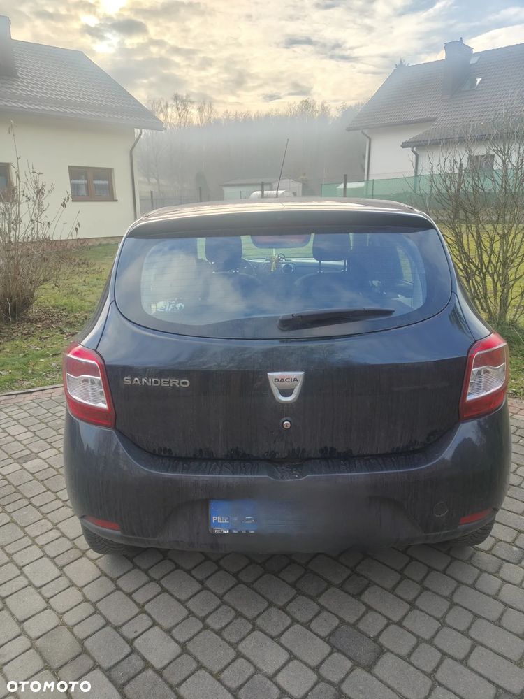 Dacia Sandero - 4