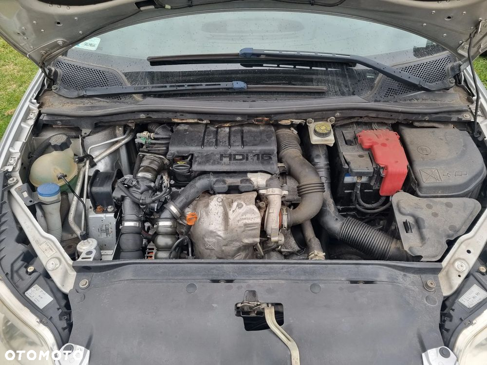 Citroën C4 1.6 HDi Equilibre - 10