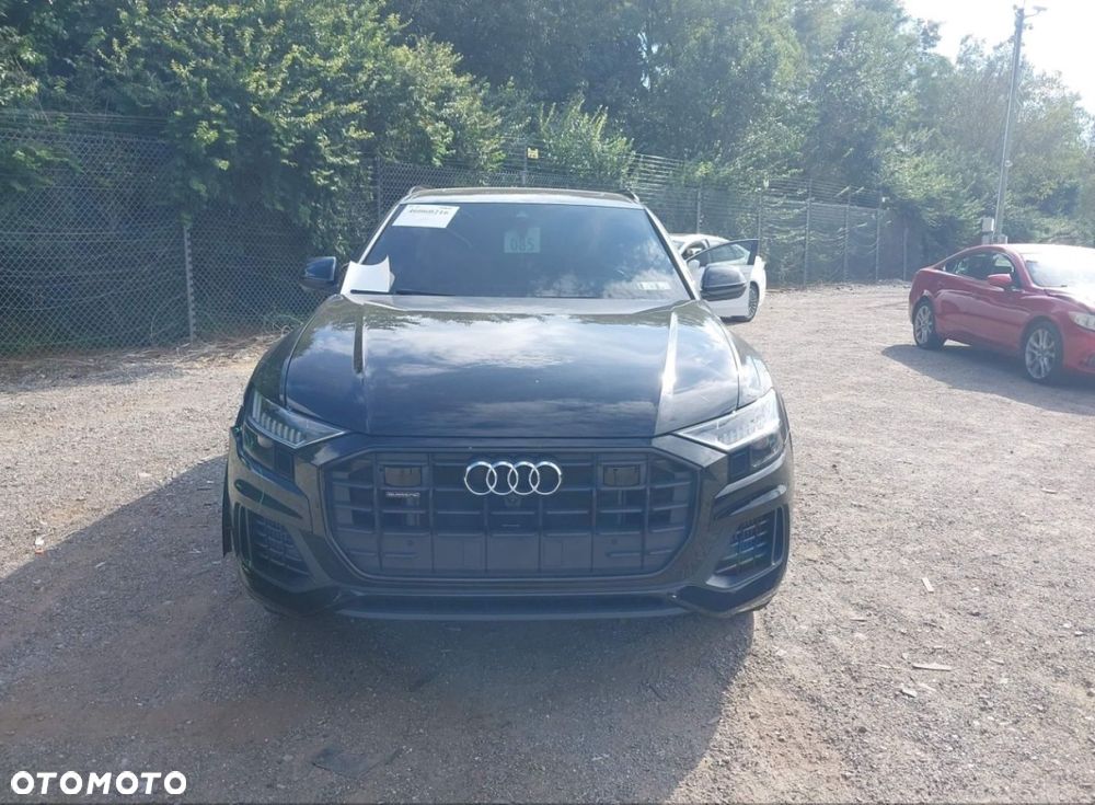 Audi Q8 - 2
