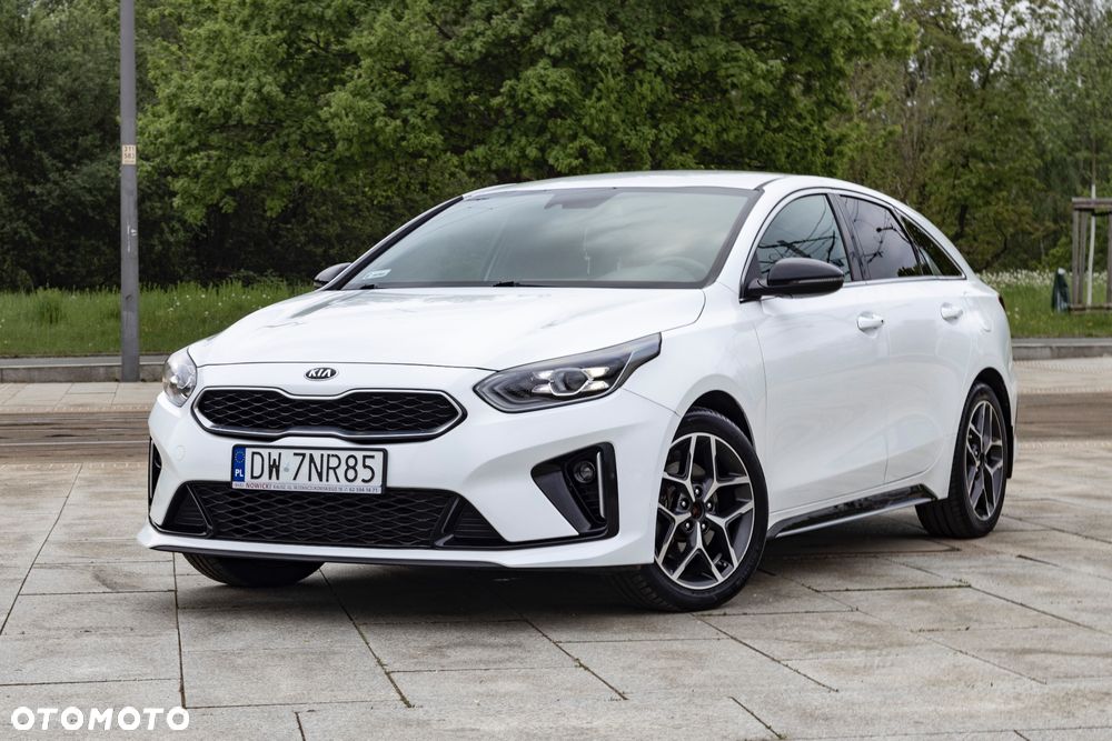 Kia ProCeed - 2