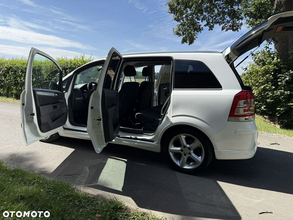 Opel Zafira 1.7 CDTI Edition 111 Jahre - 10